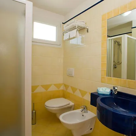 Arena Hotell 3*
