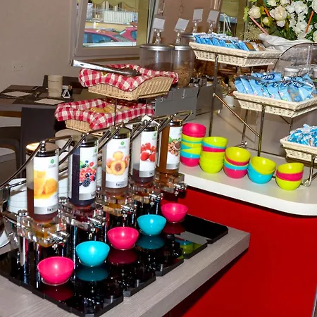 Arena Hotell 3*